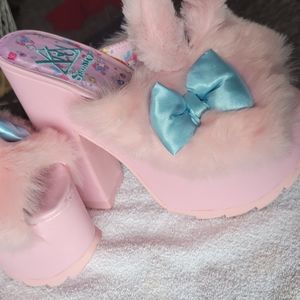 YRU Special Edition Hello Kitty Shoes